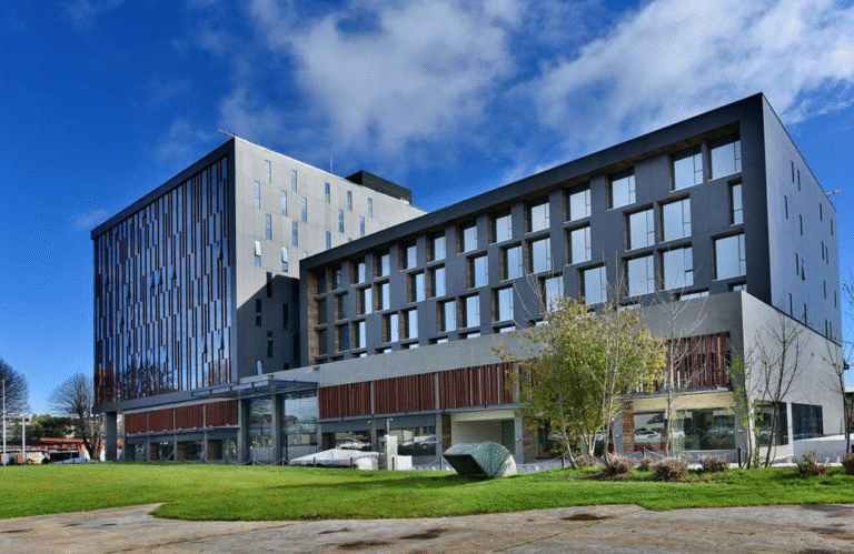 Hotel Best Western Ferrat Temuco